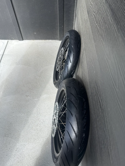 Surron Ultra Bee Supermoto Wheelset